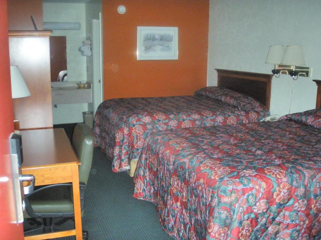 Applegate Inn Cleveland Room photo